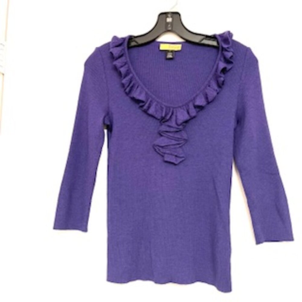 SoCa  St. John Ruffle V-neck  Lavender Color Sweater